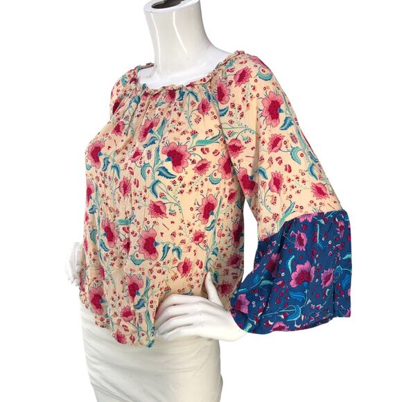 Andree By Unit Womens Size S Top Give You My All Blouse Off The Shoulder Floral - Picture 4 of 14